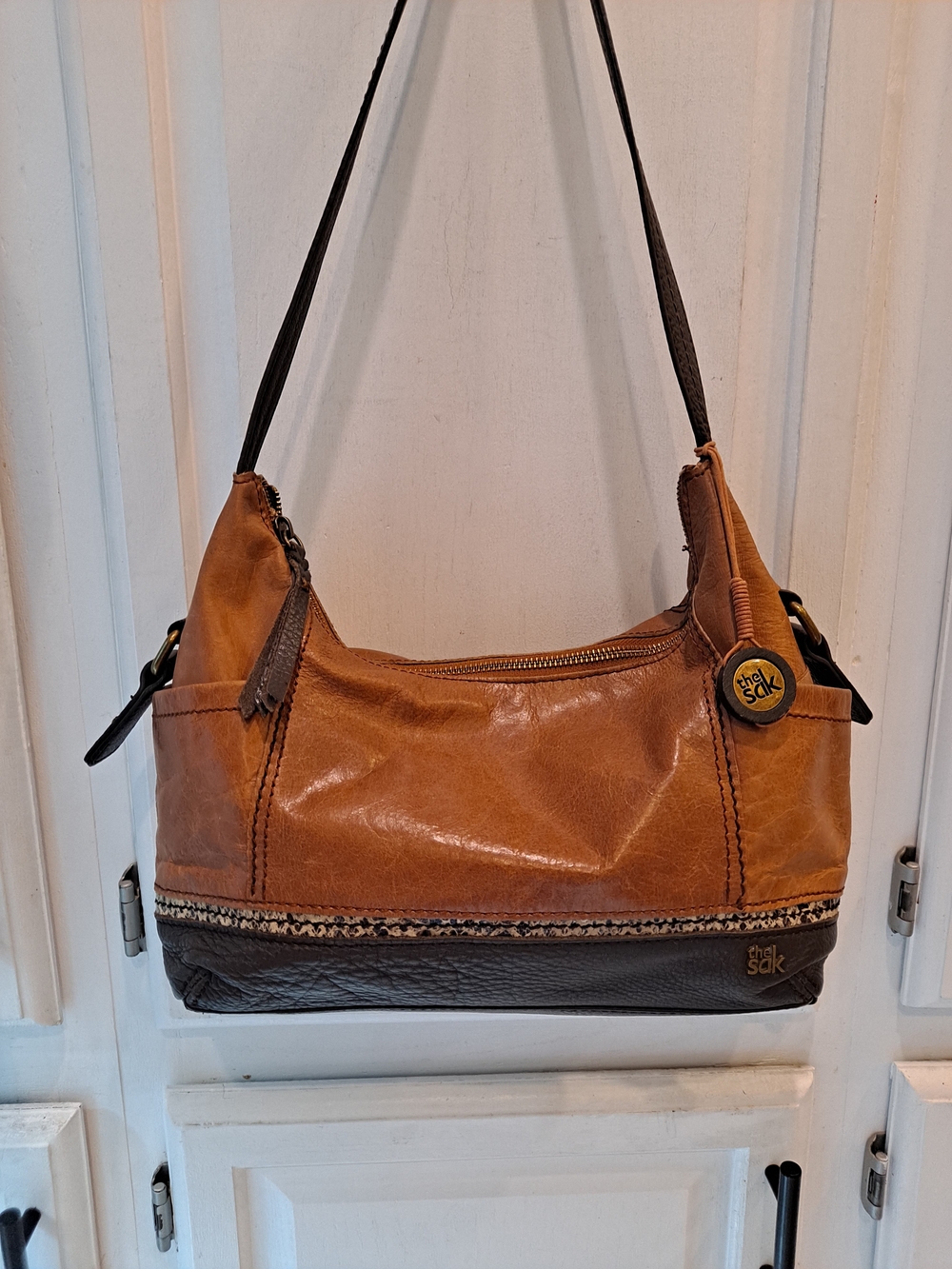 The Sak Kendra Hobo Tan & Dark Brown Leather Slouchy Teak Multi Shoulder Bag
